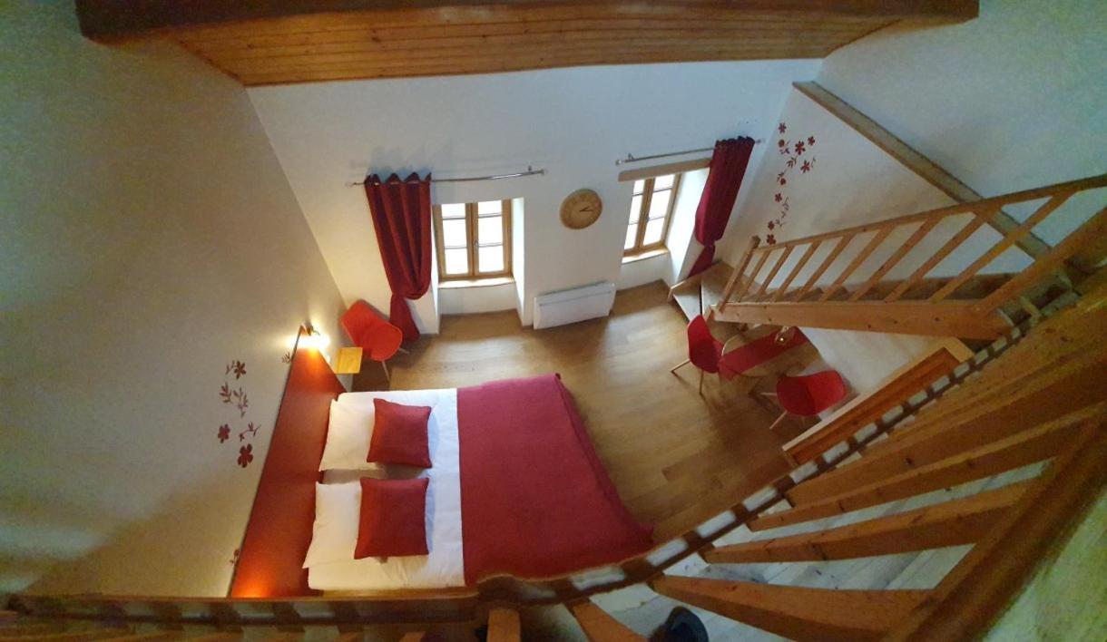 Auverg'Nature Chambre Auvergnate Espinasse Extérieur photo